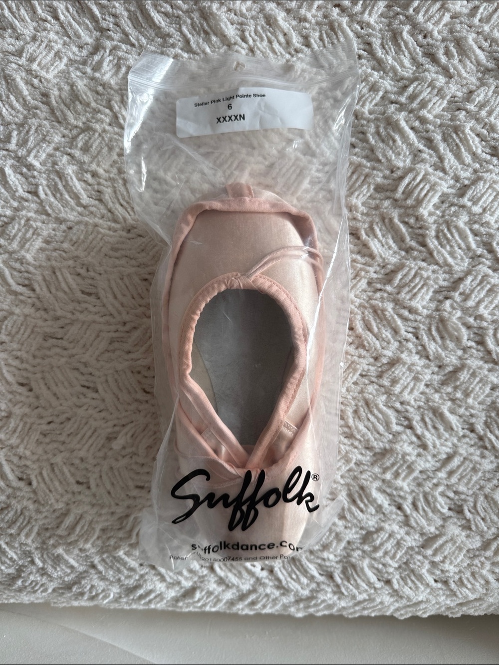 Suffolk Stellar Women’s Pink Satin Ballet Pointe Shoes
